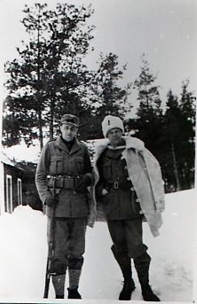 Finlandsfrivilliga. B. Bäckman, A 6, N. Nilsson.