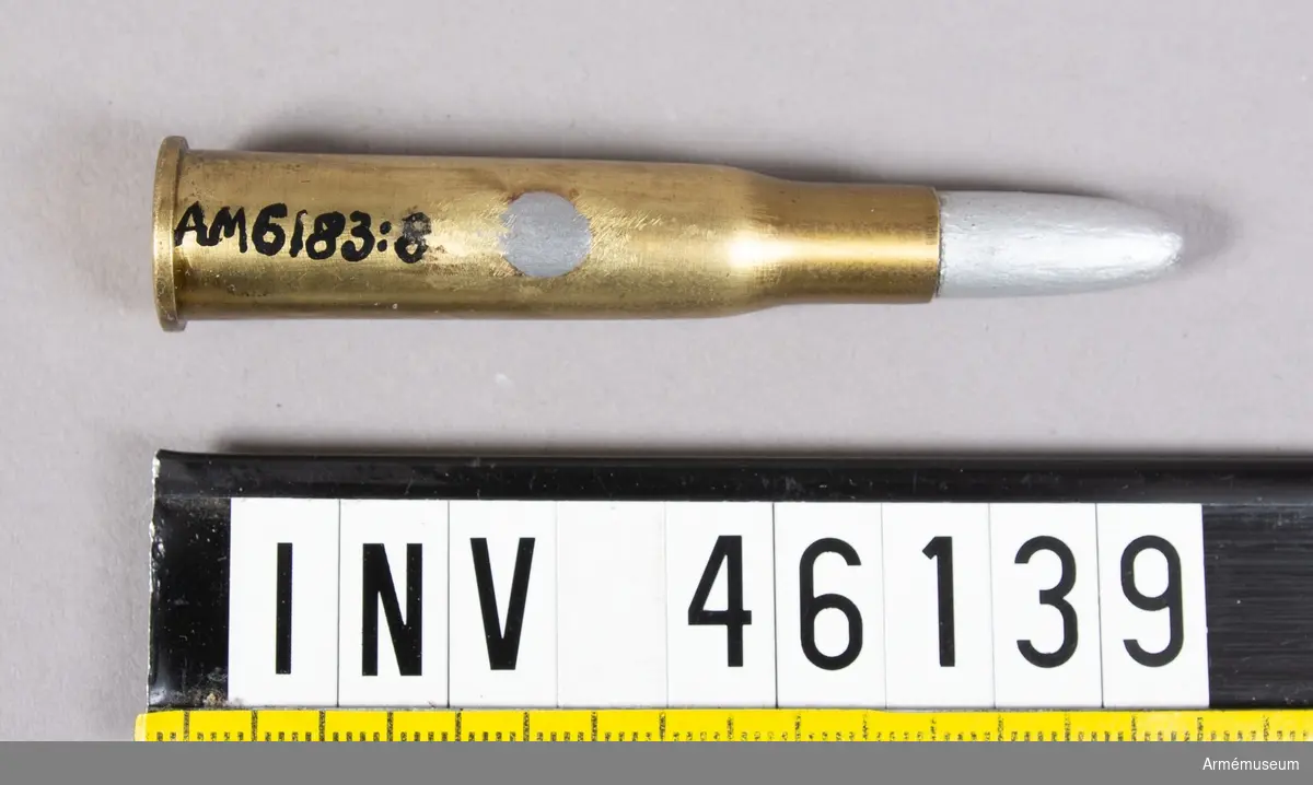 Grupp V.
8 mm hel blind patron till 8 mm gevär m/1867-89.