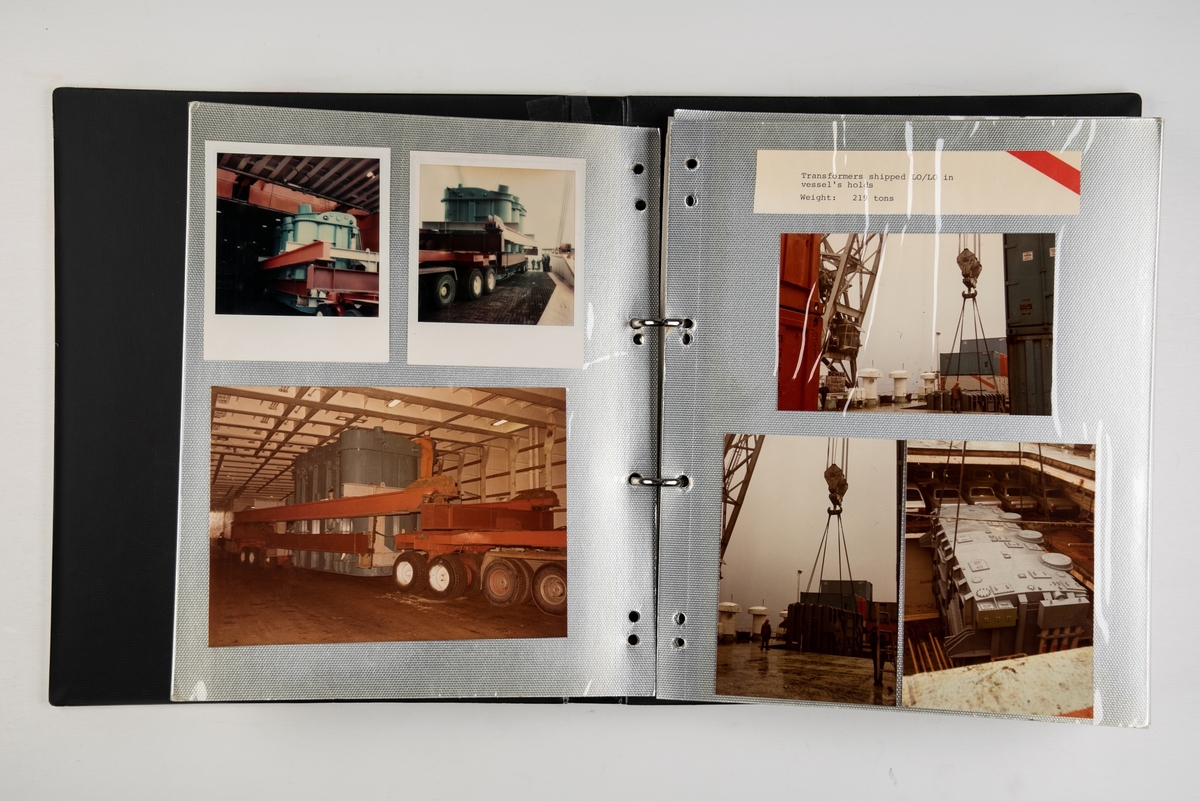 Album med fotografier av dekklast og fotografier av lasting og lossing på skip fra Wilh. Wilhelmsen.