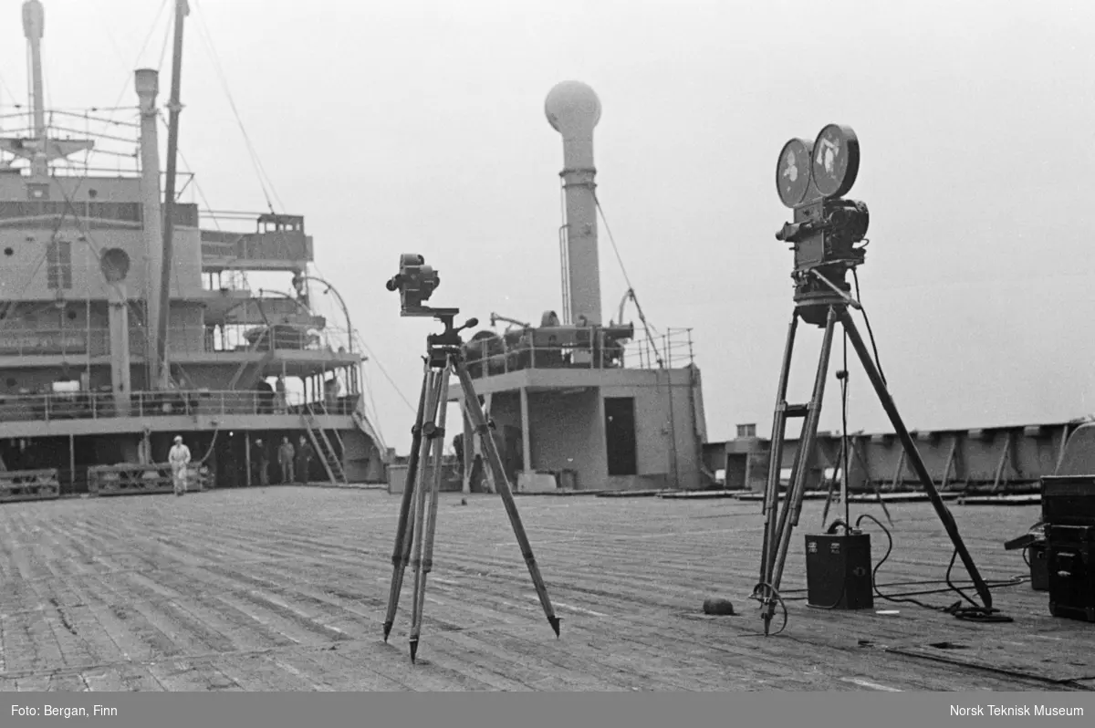 Filmkameraer på skipsdekk
