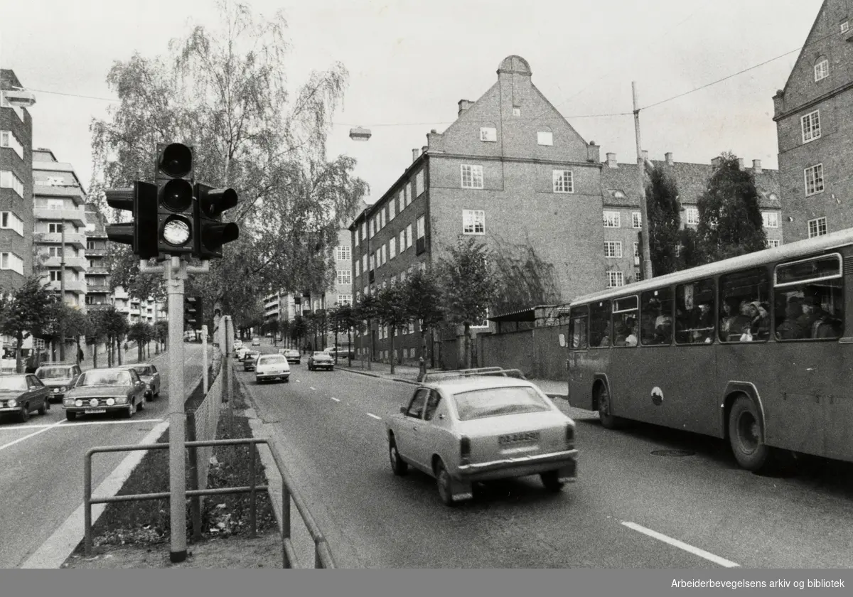 Kirkeveien. Januar 1977