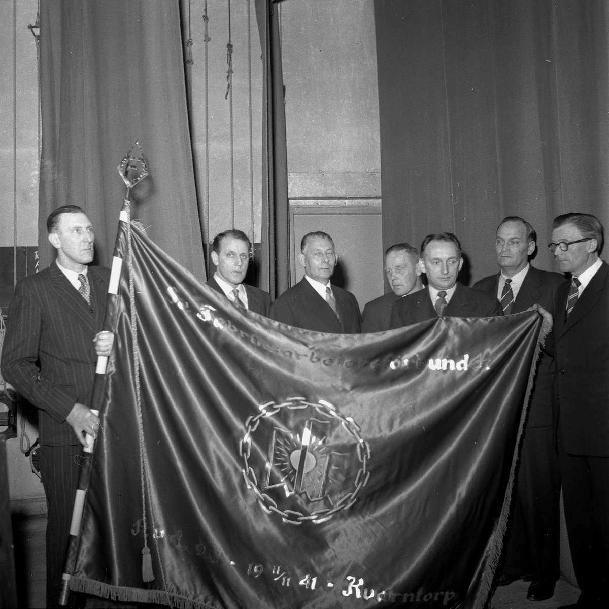 Kvarntorps fackförening inviger ny fana.
November 1956.
