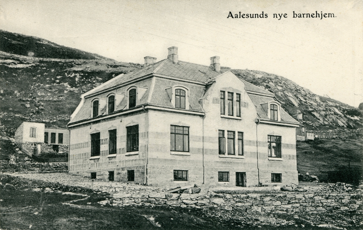 Prospektfotografi av Ålesunds barnehjem på Klipra.