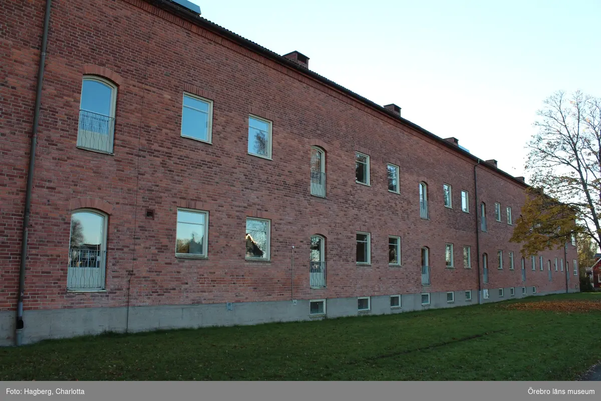 Karlberg och Löten. Plogen 17 (Karlbergsskolan). Inventering av kulturhistorisk bebyggelse I Karlskoga tätort
