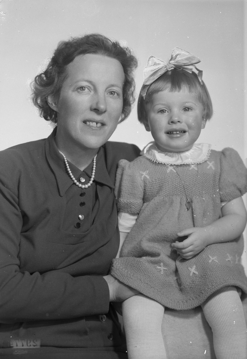 Edith Andersen med datteren Ragnhild