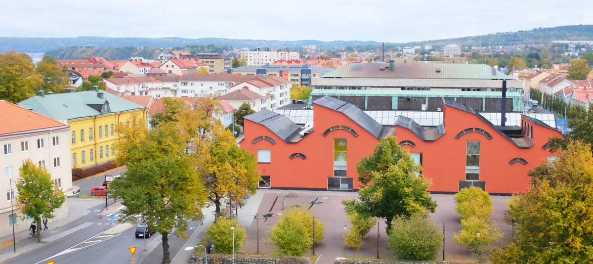 Jönköpings läns museum och museiparken i stadens östra bebyggelse.