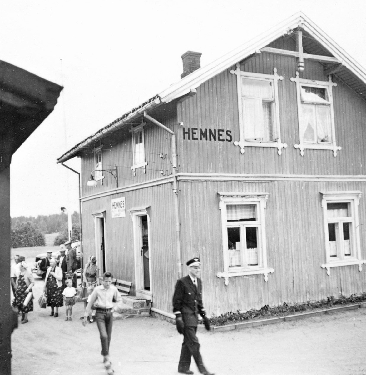 Hemnes stasjon, sett fra et av de siste ordinære tog på Aurskog-Hølandbanen