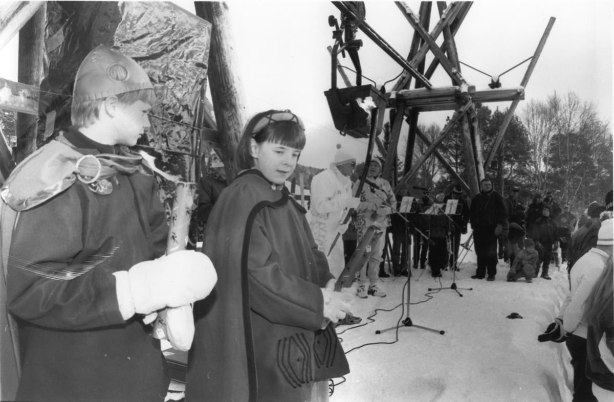 Fakkelstafetten 1994. Stian Flyen Elsetrønning og Lise Stenhaug