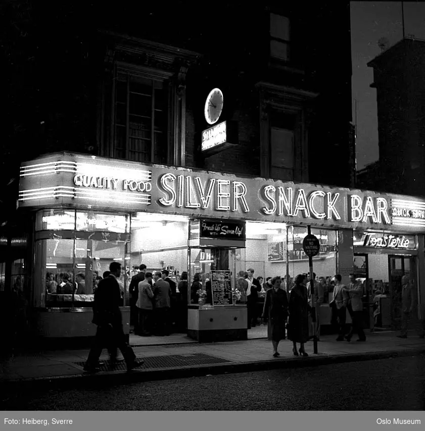 Silver Snack Bar, mennesker
