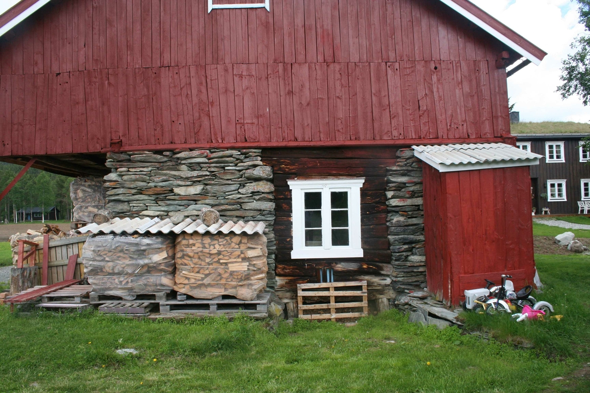 Steinfjøs, Ingjersan Mosengen