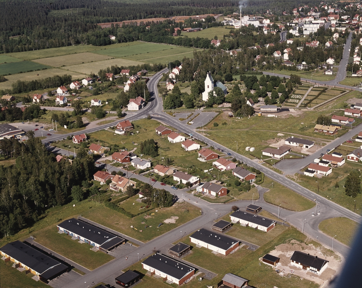 Flygfoto över Mariannelund i Eksjö kommun. Jönköpings län 1/1976