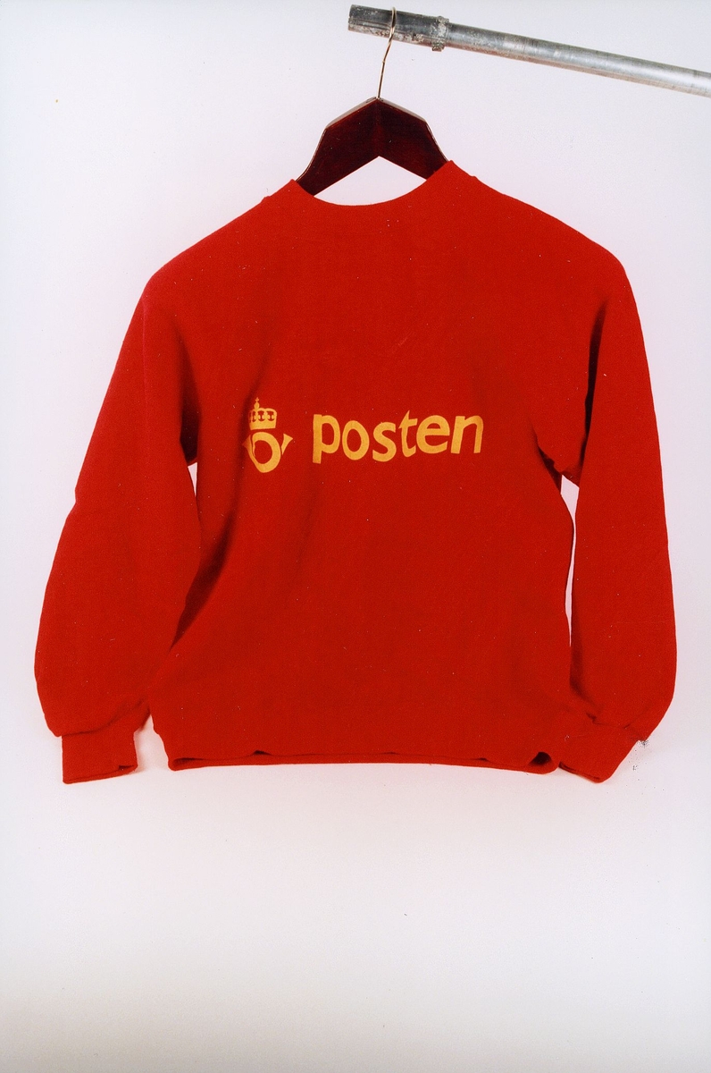 postmuseet, gjenstander, profilklær, genser med lang erm, Posten og Postens logo