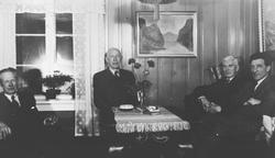 Selskap på Kroer i anledning Hilda Krogh,s 90 årsdag.