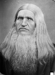 Anders og kona Kari ble gift i Bagn kirke i Sør-Aurdal kommu