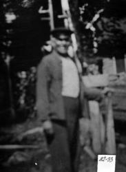 Portrett. Jon A Bugge (Skorgejo) Bildet er tatt i Skorgestua