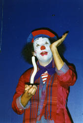 "Klovning som leken spiritualitet", teaterforestilling på Pa