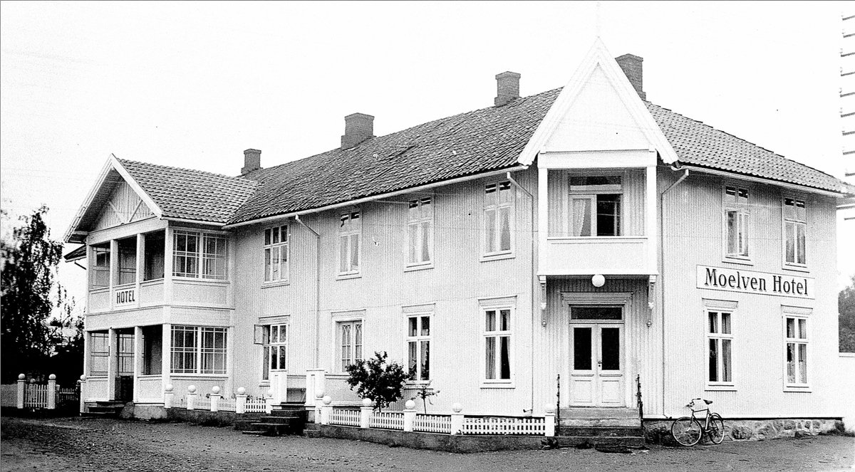 Eksteriør, Moelven Hotell, STorgata, Ringsaker.