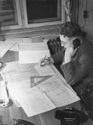 Togledelsen i Oslo : Togleder med grafisk rutetabell og tele