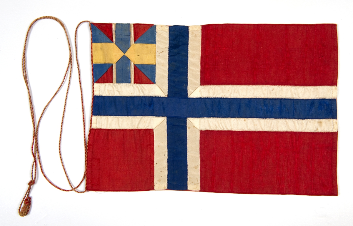 Norsk unionsflagg (bordflagg) av silke.