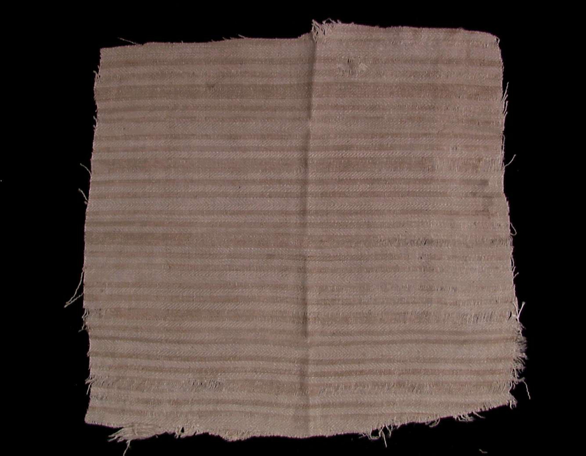 Stoffprøve, bolster Norsk Folkemuseum / DigitaltMuseum