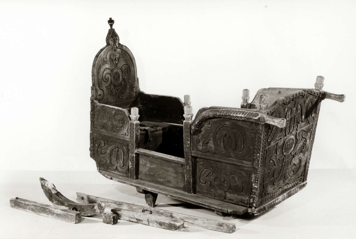 Slede - Norsk Folkemuseum / DigitaltMuseum