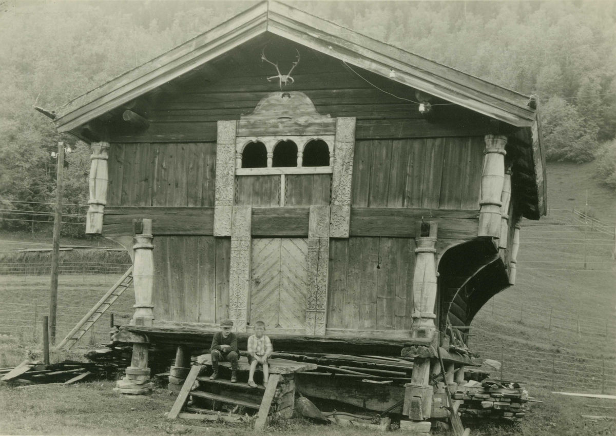 Loft fra 1739, Nordre Kittilsland, Nore og Uvdal, Buskerud. Fotografert 1924.