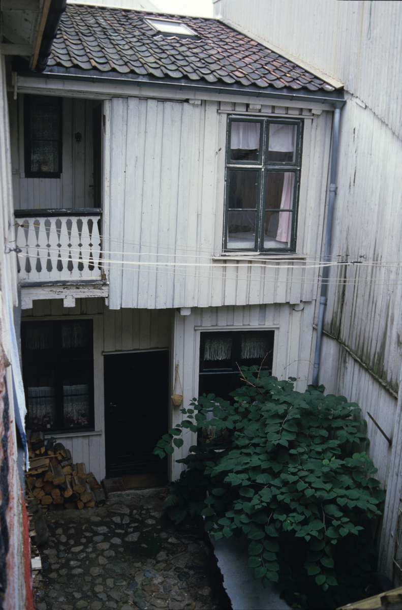 Ombygging av eldre hus. Illustrasjonsbilde fra Nye Bonytt 1989.