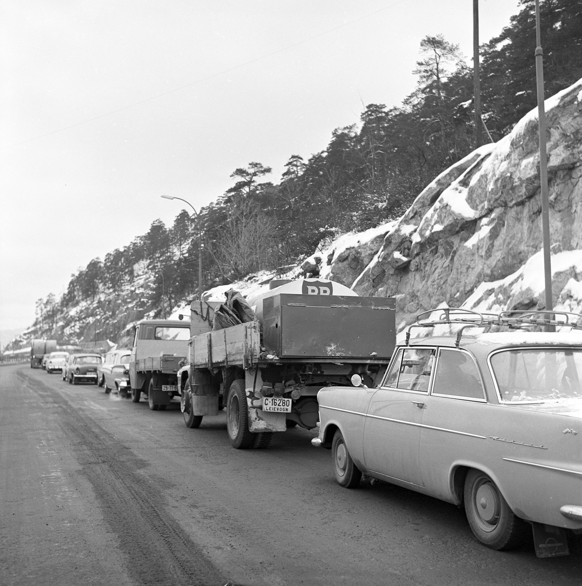 Serie. Trafikk i Oslo og omegn. Fotografert 1958-61.