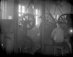 Fra verkstedet til C. E Sontum & Amerikanske artikler, autom