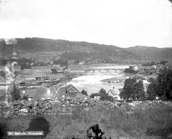 "Nybrofos", Kongsberg, Buskerud. Utsyn over Kongsberg med be