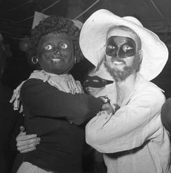Kronprinsens gate 17, Oslo, 29.01.1956. Karneval i Ingeniøre