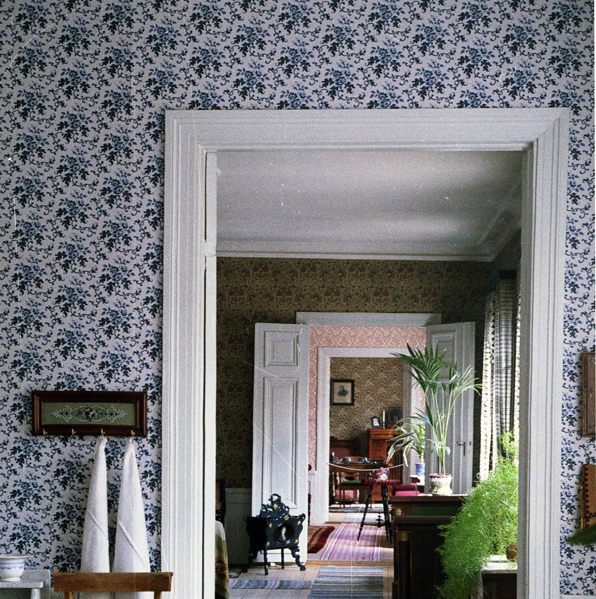 Interiör i Walmstedtska gården, salen, kvarteret Karin, Uppsala 1990