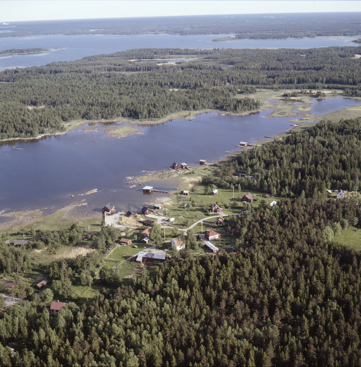 Vy över Klungsten, Hållnäs socken, Uppland, juni 1989