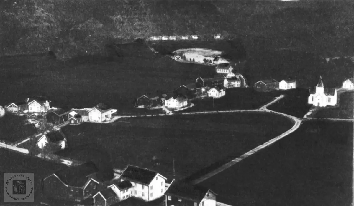 Øyslebø gården før 1910.