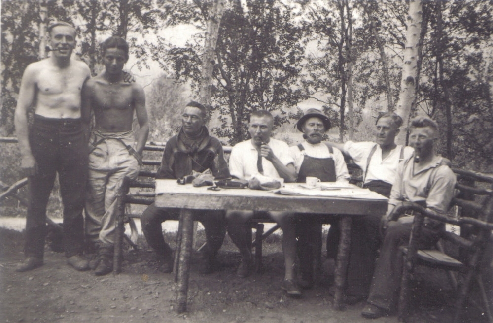 Samling fotografier etter Olga Beldo f. Eliassen