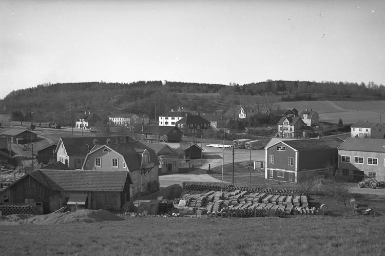 Enligt fotografens noteringar: "1939. 13. Utsikt från höjden vid Fru Ahlfors".