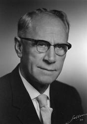 Studioportrett av Ove Hannestad, 1966.