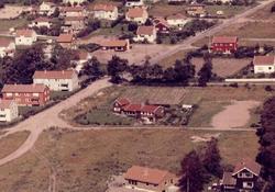 våningshus, vei, trær, Jeløy,