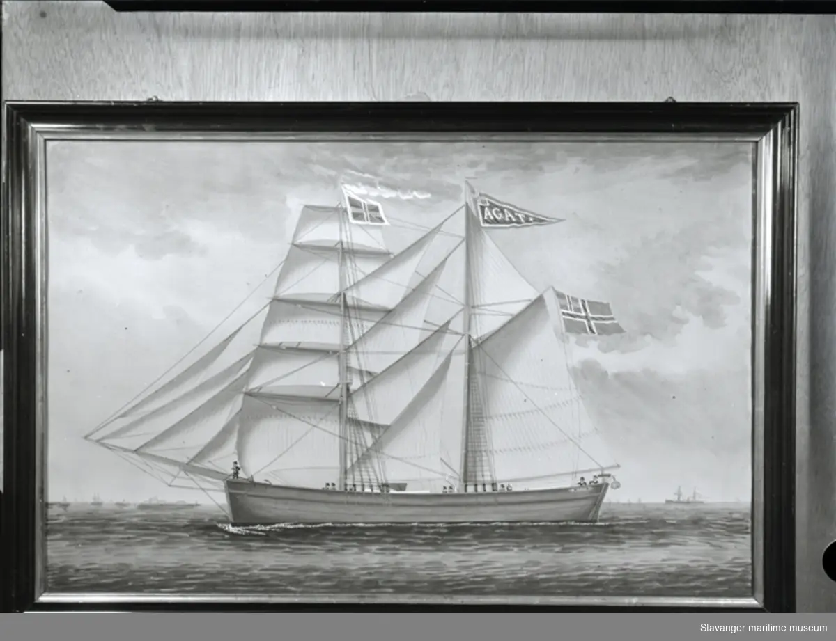 Avfotografert skipsportrett av skonnertbrigg "Agat".
