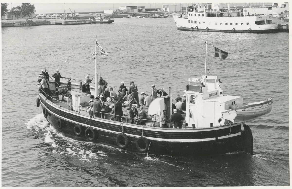 Passagerarmotorfartyget Majsan av Helsingborg i hamnen 24.8.1965