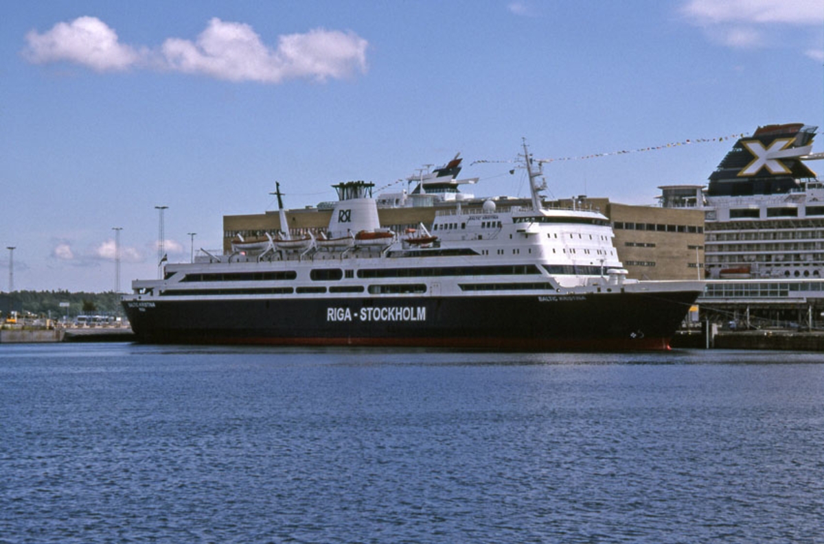 [Text diaram:] STH:FRIHAMNEN RIGA-STOCKHOLM "BALTIC KRISTINA" 2004-06