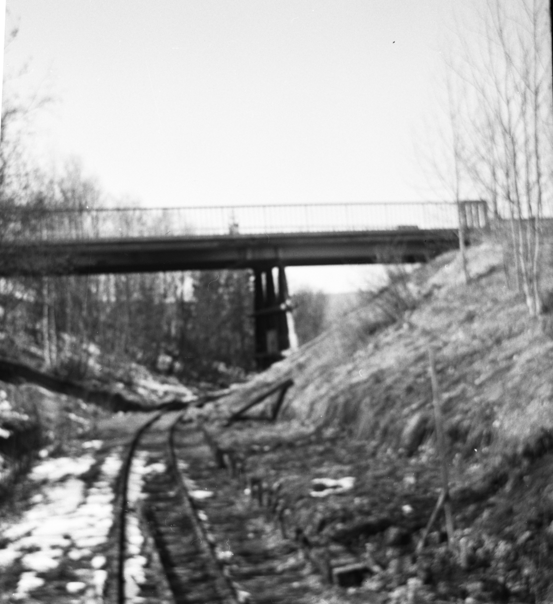 Tertittens spor ved Fyen og den gamle riksveibroen, før Tønsberg tunnel ble bygget.