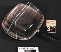 stekepanne med glasslokk