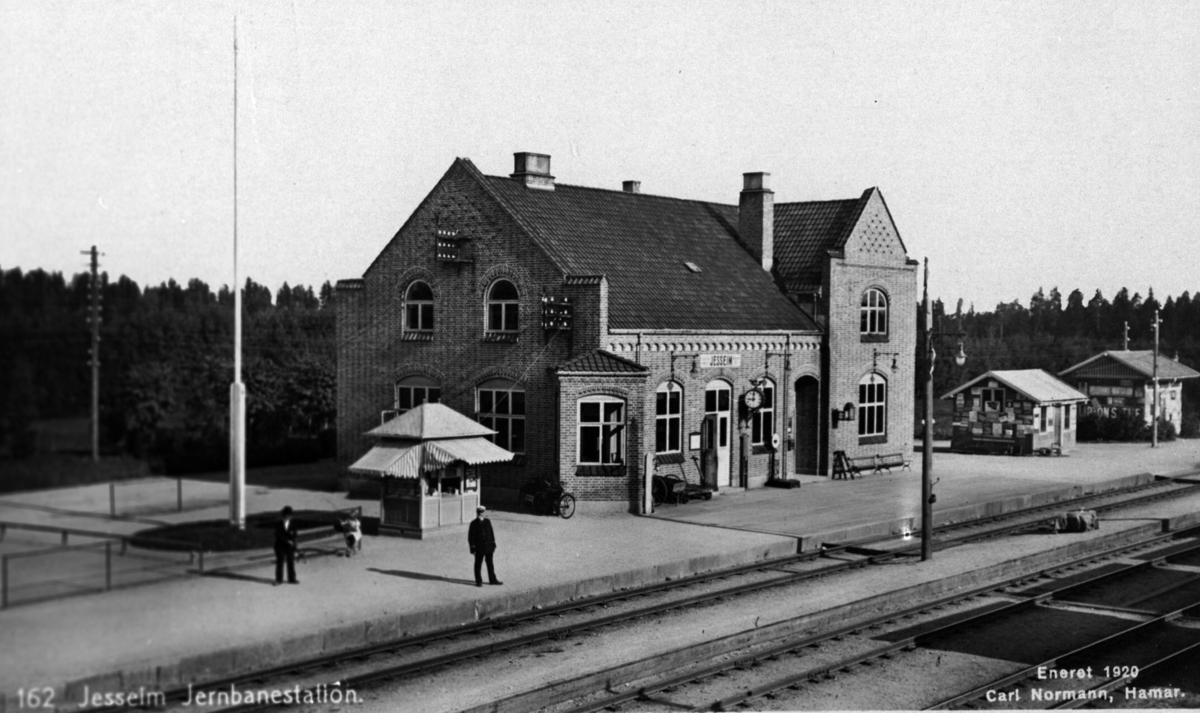 Jessheim stasjon. Postkort.