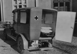 Den første ambulansen. Ford 1926..Gitt til sykehuset fra Mol