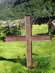 Gravminne til Peder P Oppigard og Trygve P Oppigard.