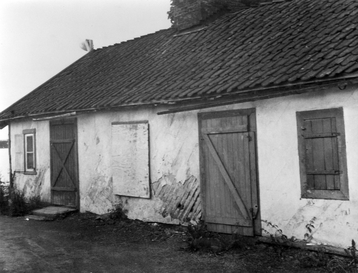 Hamar, Briskebyen, Briskebyvegen 31, Husmannsplassen Tobro under Disen gård.