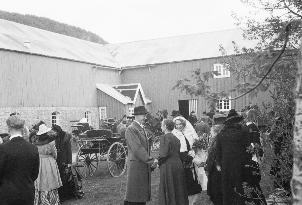 Bryllupsfeiring på gård på Byneset
