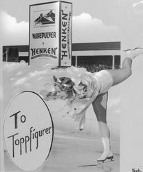 To toppfigurer - Sonja Henie brukt i reklame for Henken vask