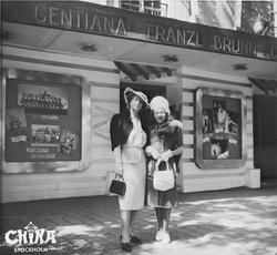 Artisten fru Gentiana